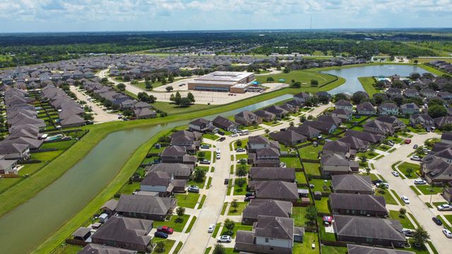 726 Rim Water Drive, Alvin, TX 77511