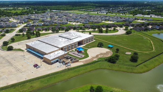 726 Rim Water Drive, Alvin, TX 77511