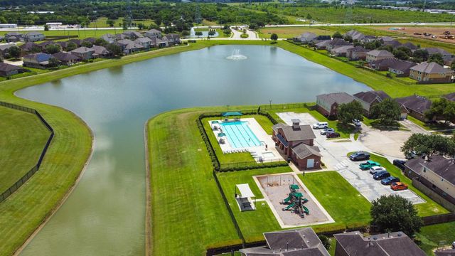 726 Rim Water Drive, Alvin, TX 77511