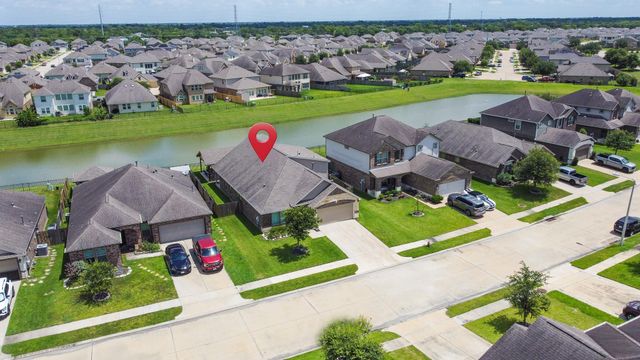 726 Rim Water Drive, Alvin, TX 77511