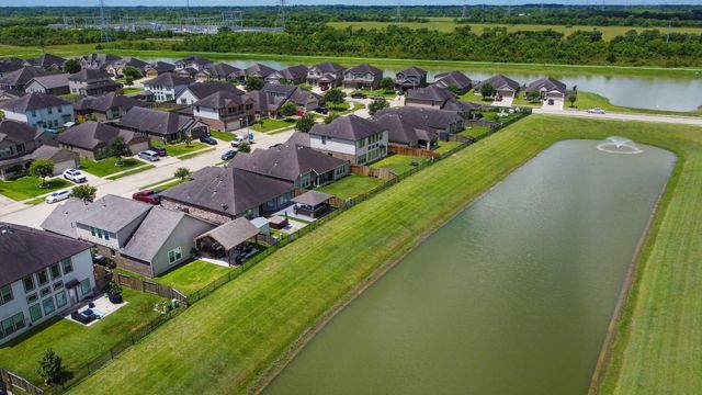726 Rim Water Drive, Alvin, TX 77511