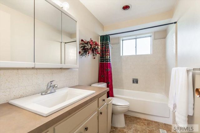 1321 Azalea Drive, Idaho Falls, ID 83404