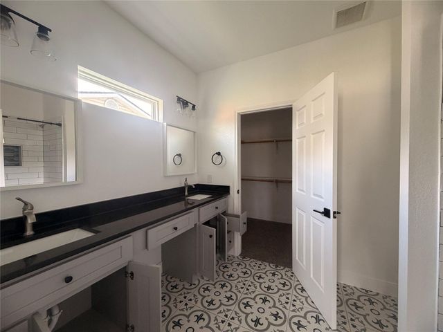 1343 Alpha Lane, Crosby, TX 77532