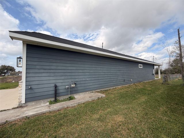 1343 Alpha Lane, Crosby, TX 77532