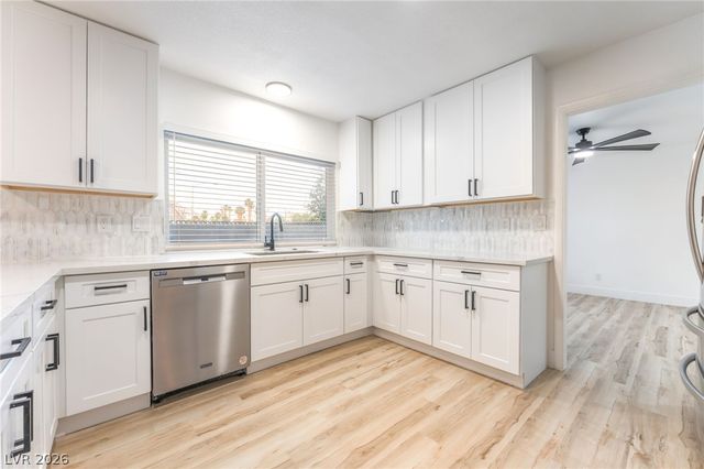 3990 Coolcrest Court, Las Vegas, NV 89103