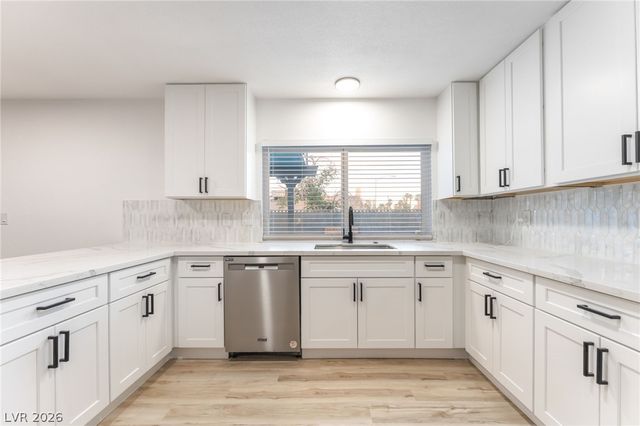 3990 Coolcrest Court, Las Vegas, NV 89103