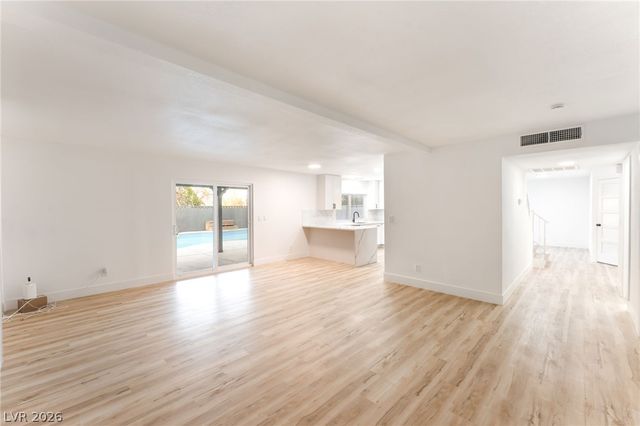 3990 Coolcrest Court, Las Vegas, NV 89103