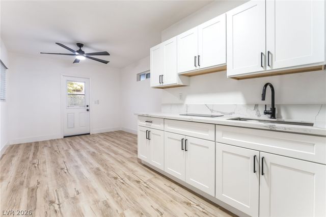 3990 Coolcrest Court, Las Vegas, NV 89103