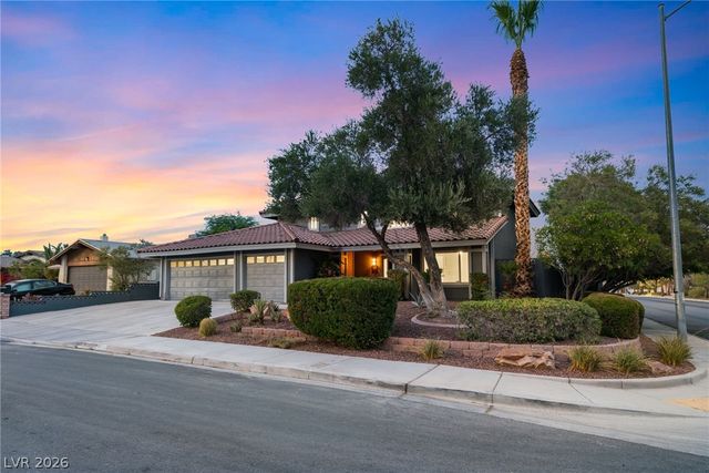 3990 Coolcrest Court, Las Vegas, NV 89103