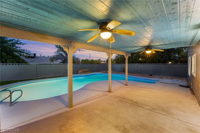 3990 Coolcrest Court, Las Vegas, NV 89103