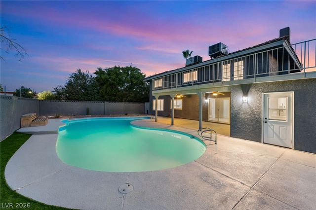 3990 Coolcrest Court, Las Vegas, NV 89103