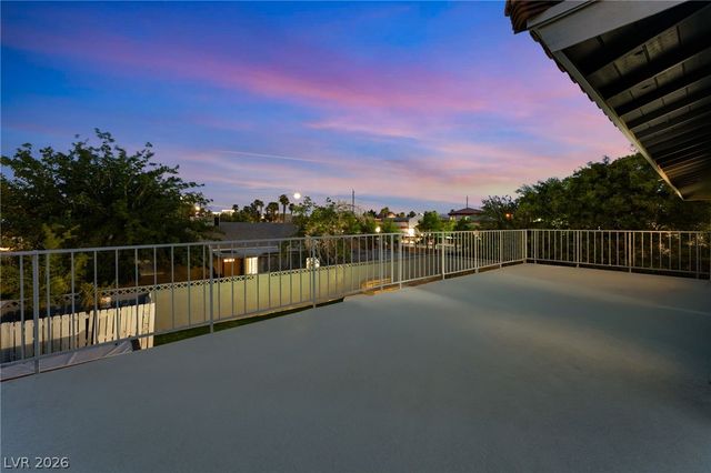 3990 Coolcrest Court, Las Vegas, NV 89103