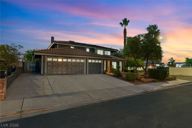 3990 Coolcrest Court, Las Vegas, NV 89103