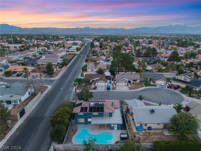 3990 Coolcrest Court, Las Vegas, NV 89103