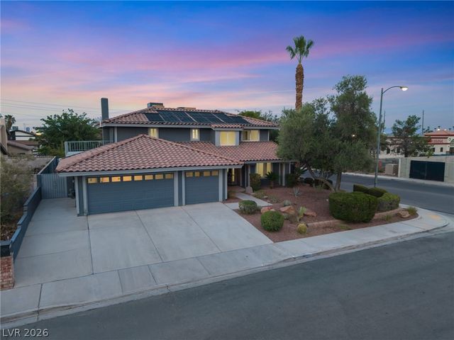 3990 Coolcrest Court, Las Vegas, NV 89103