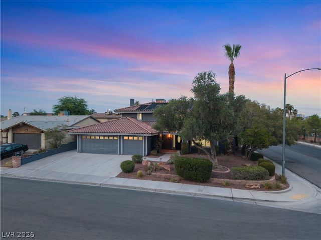 3990 Coolcrest Court, Las Vegas, NV 89103
