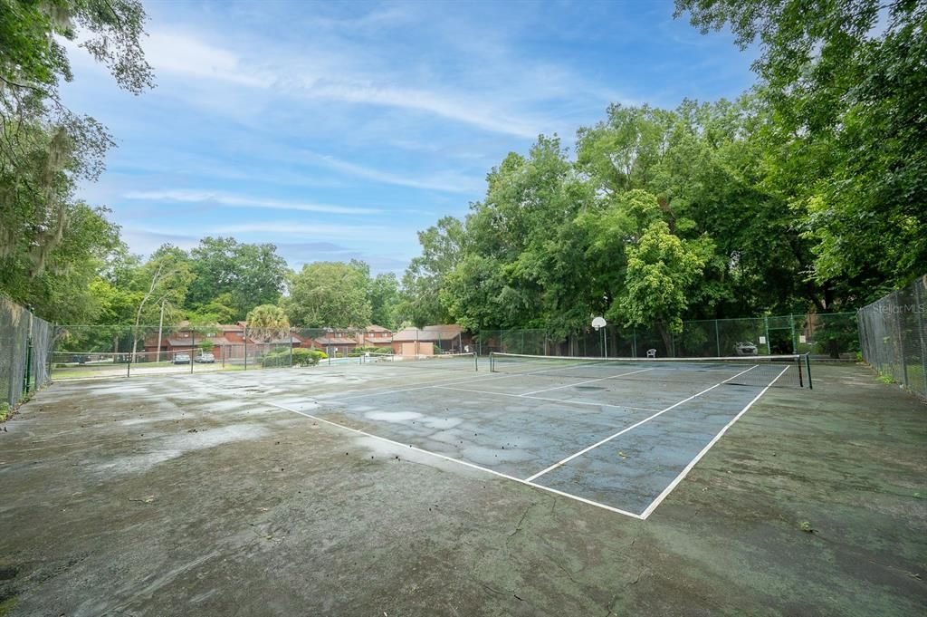 Image 32 of property listing at 900 SW 62ND BOULEVARD I56, Gainesville, FL 32607