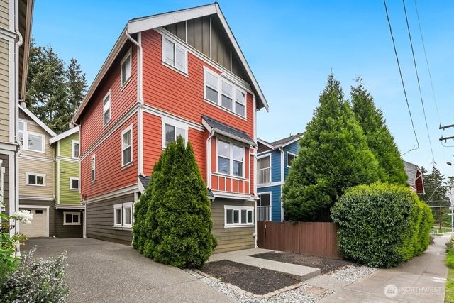 924 SW Holden Street, Seattle, WA 98106