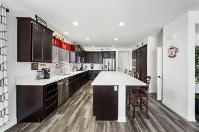 30249 Goldenrain Drive, Menifee, CA 92584
