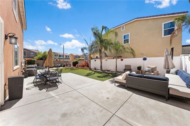 30249 Goldenrain Drive, Menifee, CA 92584