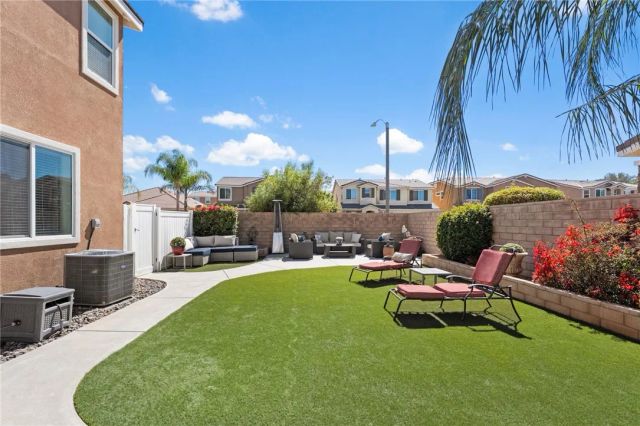 30249 Goldenrain Drive, Menifee, CA 92584