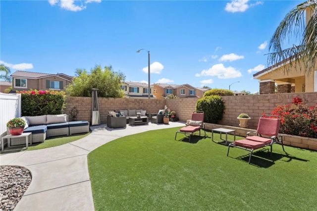 30249 Goldenrain Drive, Menifee, CA 92584
