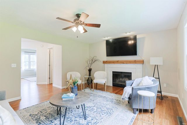 50885 Lexington Glen Drive, Granger, IN 46530