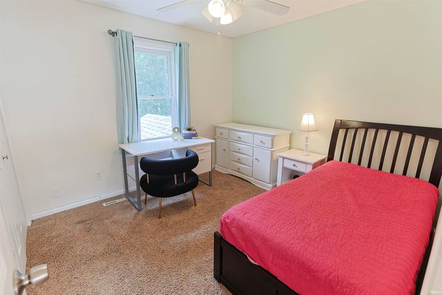 50885 Lexington Glen Drive, Granger, IN 46530