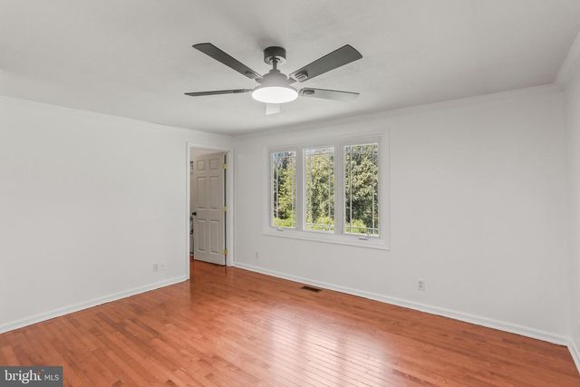 8221 CHURCH RD, Felton, PA 17322