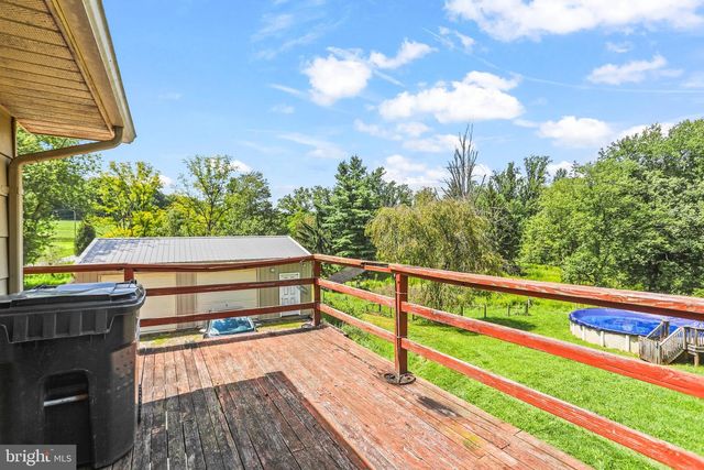 8221 CHURCH RD, Felton, PA 17322