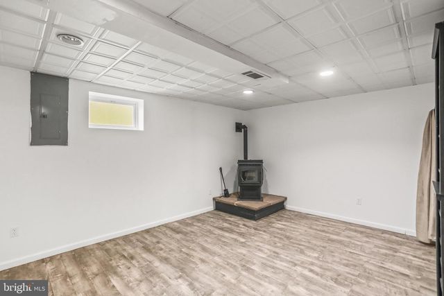 8221 CHURCH RD, Felton, PA 17322