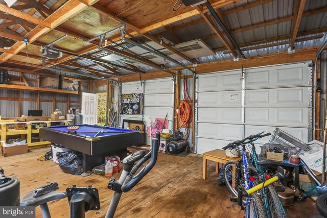 8221 CHURCH RD, Felton, PA 17322