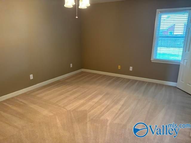 2705 Compton Drive SW, Decatur, AL 35603