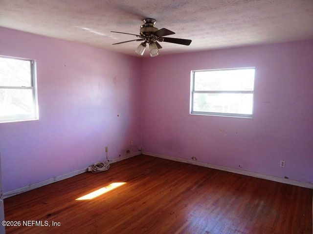 5932 JAGUAR Drive W, Jacksonville, FL 32244