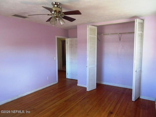 5932 JAGUAR Drive W, Jacksonville, FL 32244