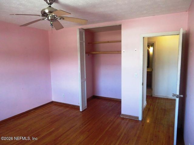 5932 JAGUAR Drive W, Jacksonville, FL 32244