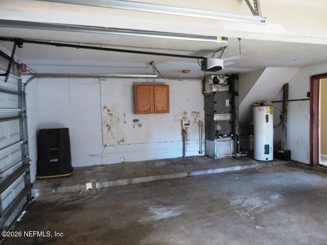 5932 JAGUAR Drive W, Jacksonville, FL 32244