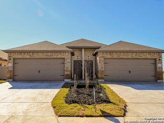 2592 Pahmeyer Rd, New Braunfels, TX 78130