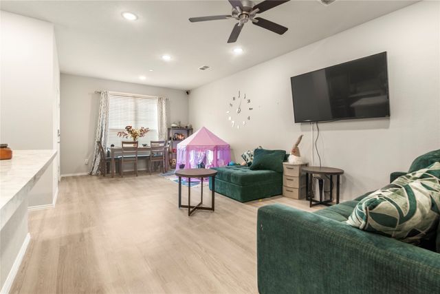 1257 Jones Trail, Lewisville, TX 75077