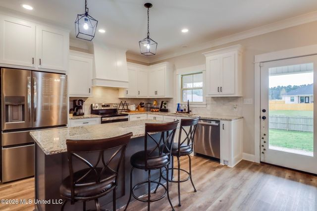 6 Stephens Lane, Sumrall, MS 39482