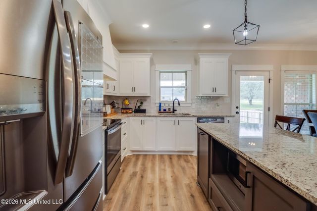 6 Stephens Lane, Sumrall, MS 39482