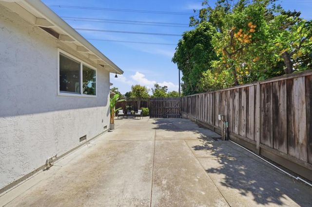 6489 San Anselmo Way, San Jose, CA 95119