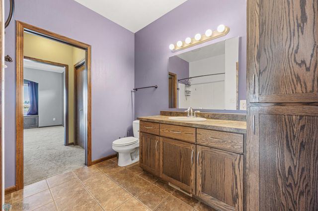 2553 54th Avenue S, Fargo, ND 58104