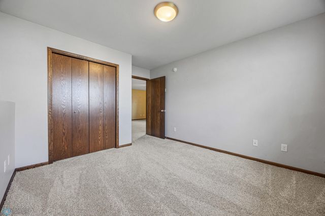 2553 54th Avenue S, Fargo, ND 58104
