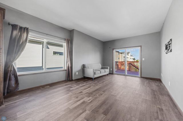 2553 54th Avenue S, Fargo, ND 58104