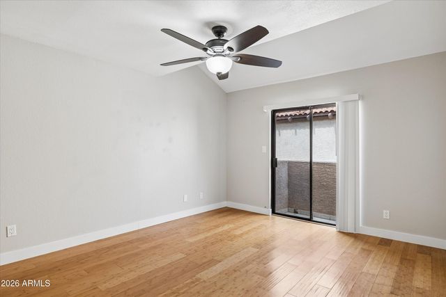 3102 E CLARENDON Avenue 206, Phoenix, AZ 85016
