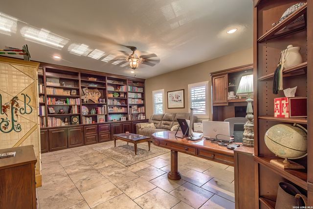 144 Woodlands, La Vernia, TX 78121