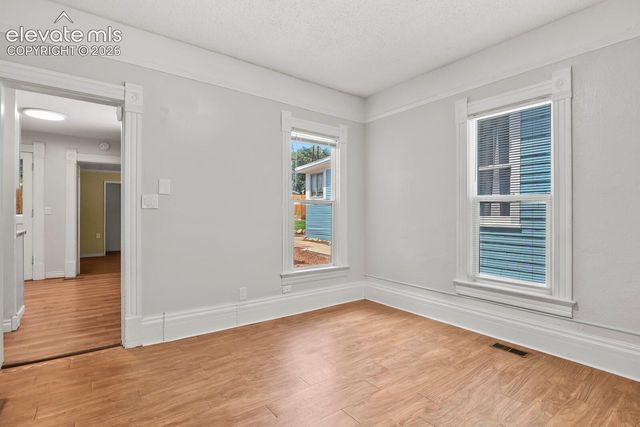 712 N Walnut Street, Colorado Springs, CO 80905