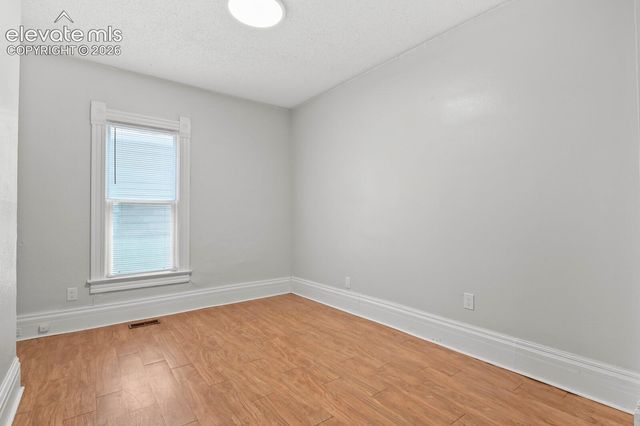 712 N Walnut Street, Colorado Springs, CO 80905