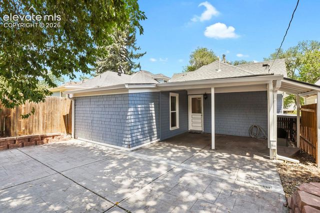 712 N Walnut Street, Colorado Springs, CO 80905